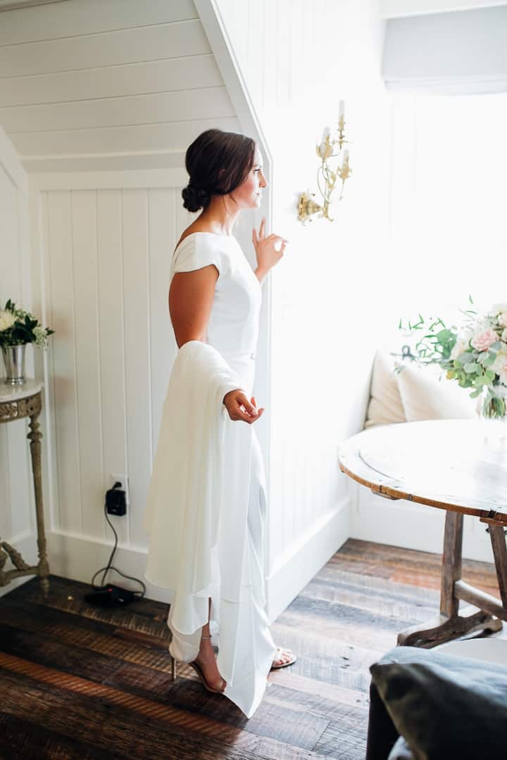 Beautiful-Classic-White-Dress-Bride-Utah