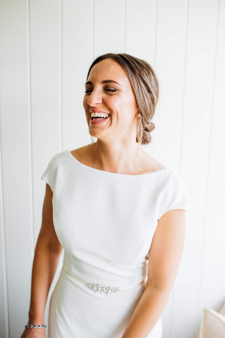 Simple-Wedding-Dress-Details
