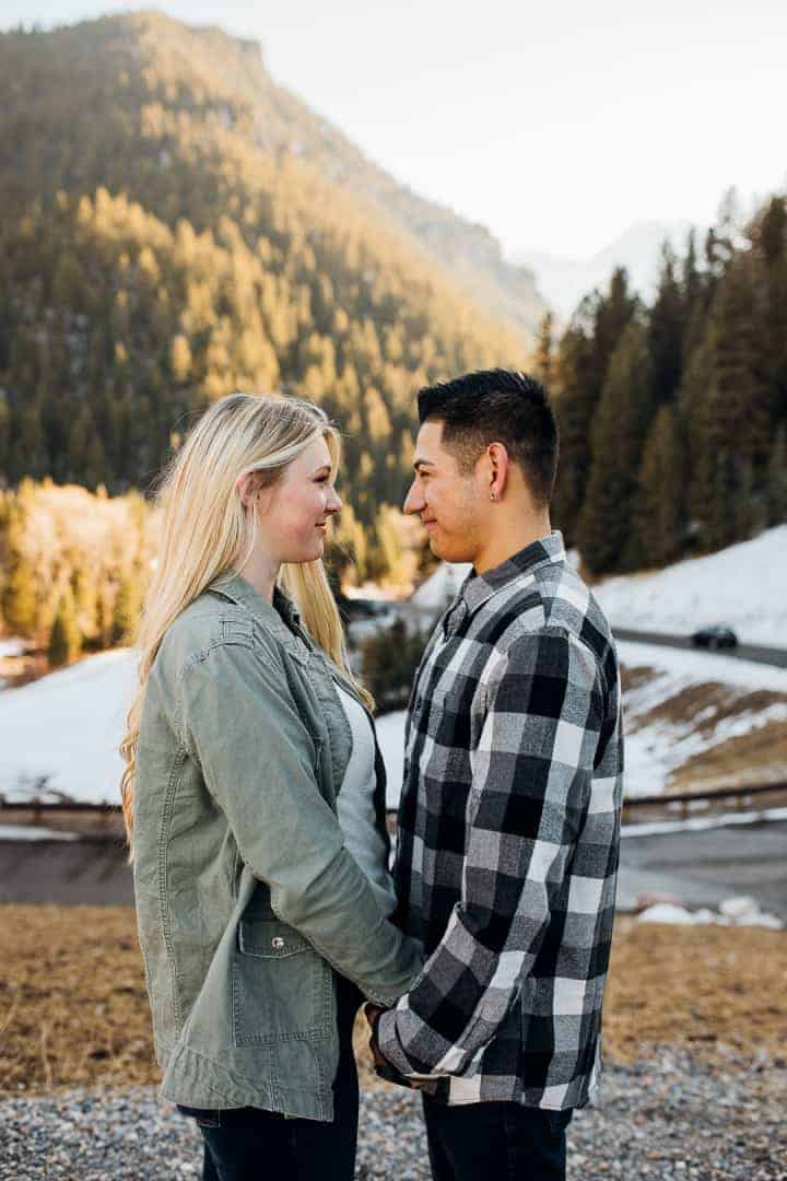 Classic-Engagement-Session-Hand-Holding-Utah