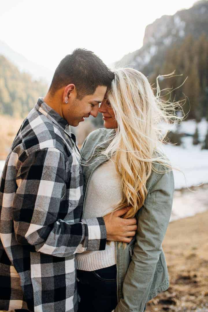 Beautiful-Airy-Engagement-Session-Tibble-Fork-Utah