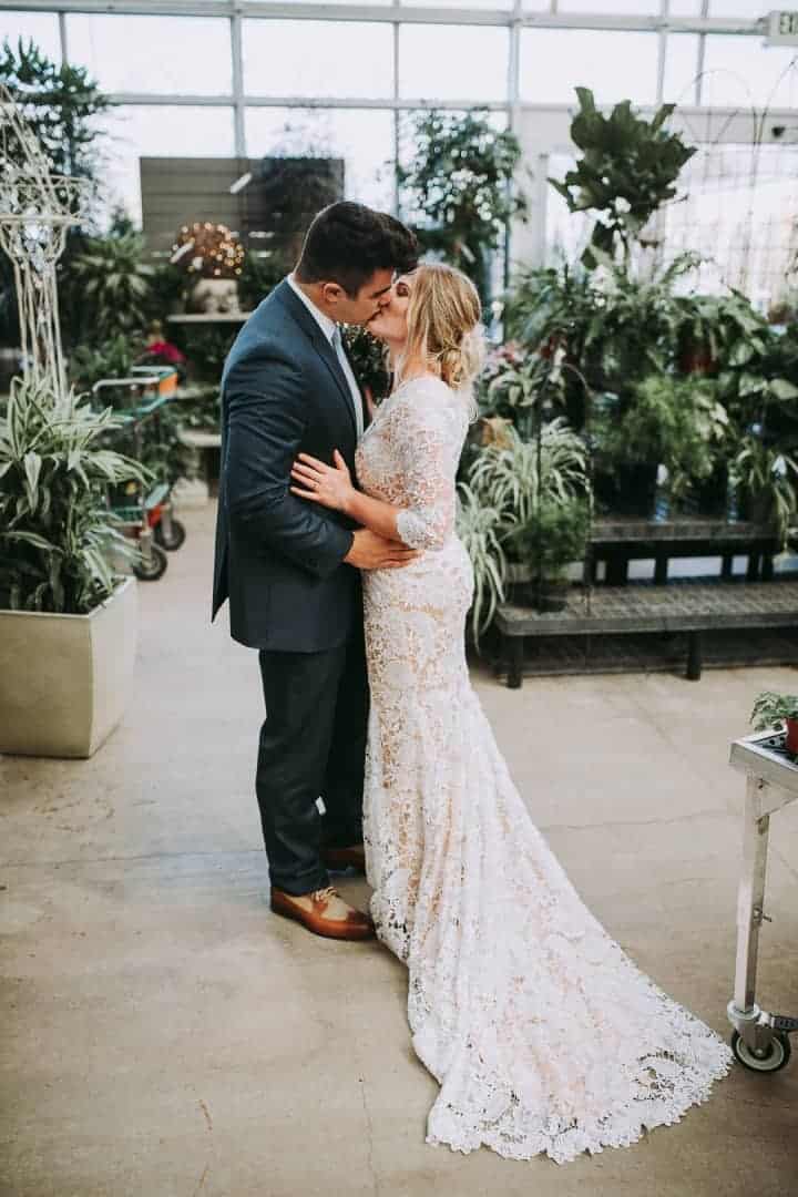 Beautiful-Classic-Formal-Kisses-Orem-Utah