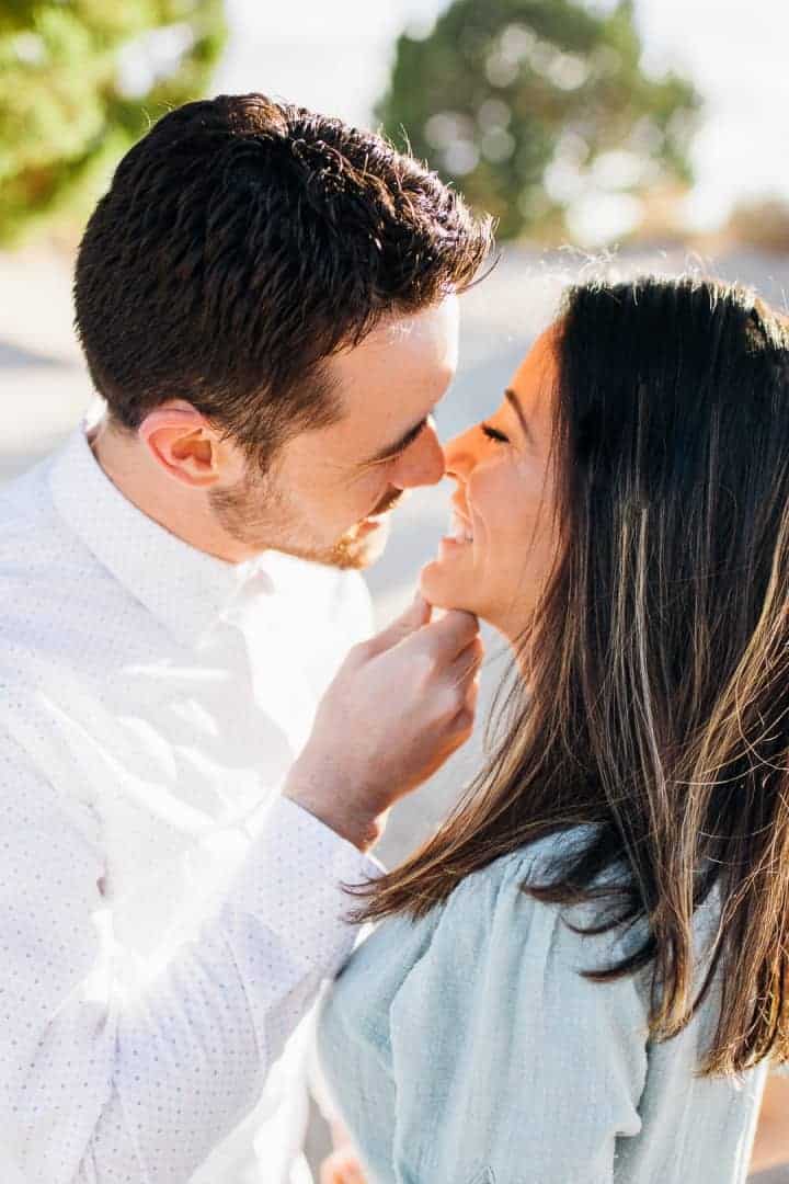 Bright-And-Beautiful-Engagement-Kissing-Ideas-Utah