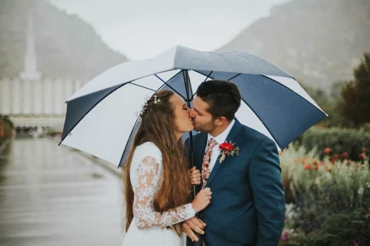 Gorgeous-Umbrella-Bridal-Shot-Provo