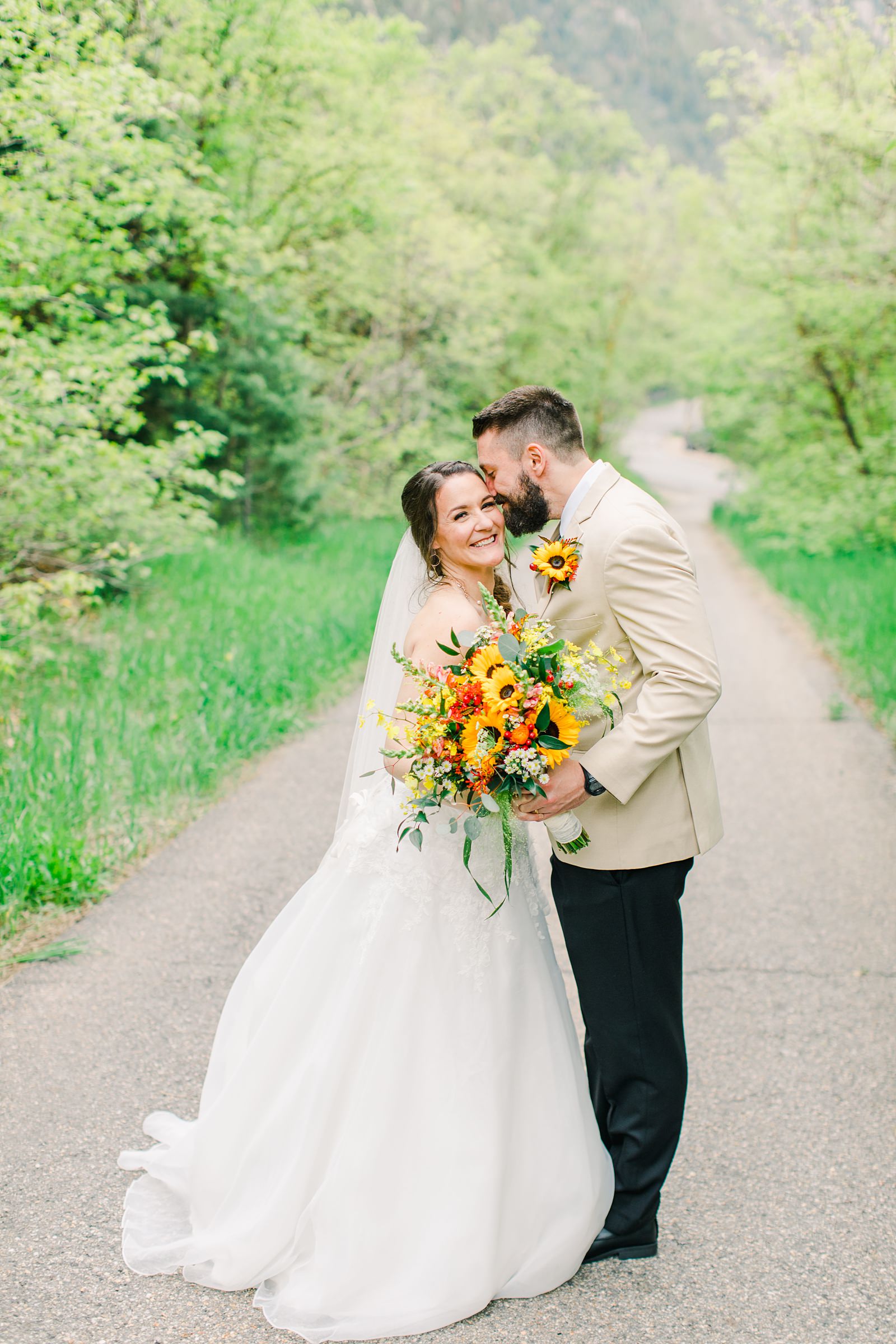 Millcreek Inn Summer Wedding, Utah wedding photography Millcreek Canyon, Salt Lake City, bride and groom