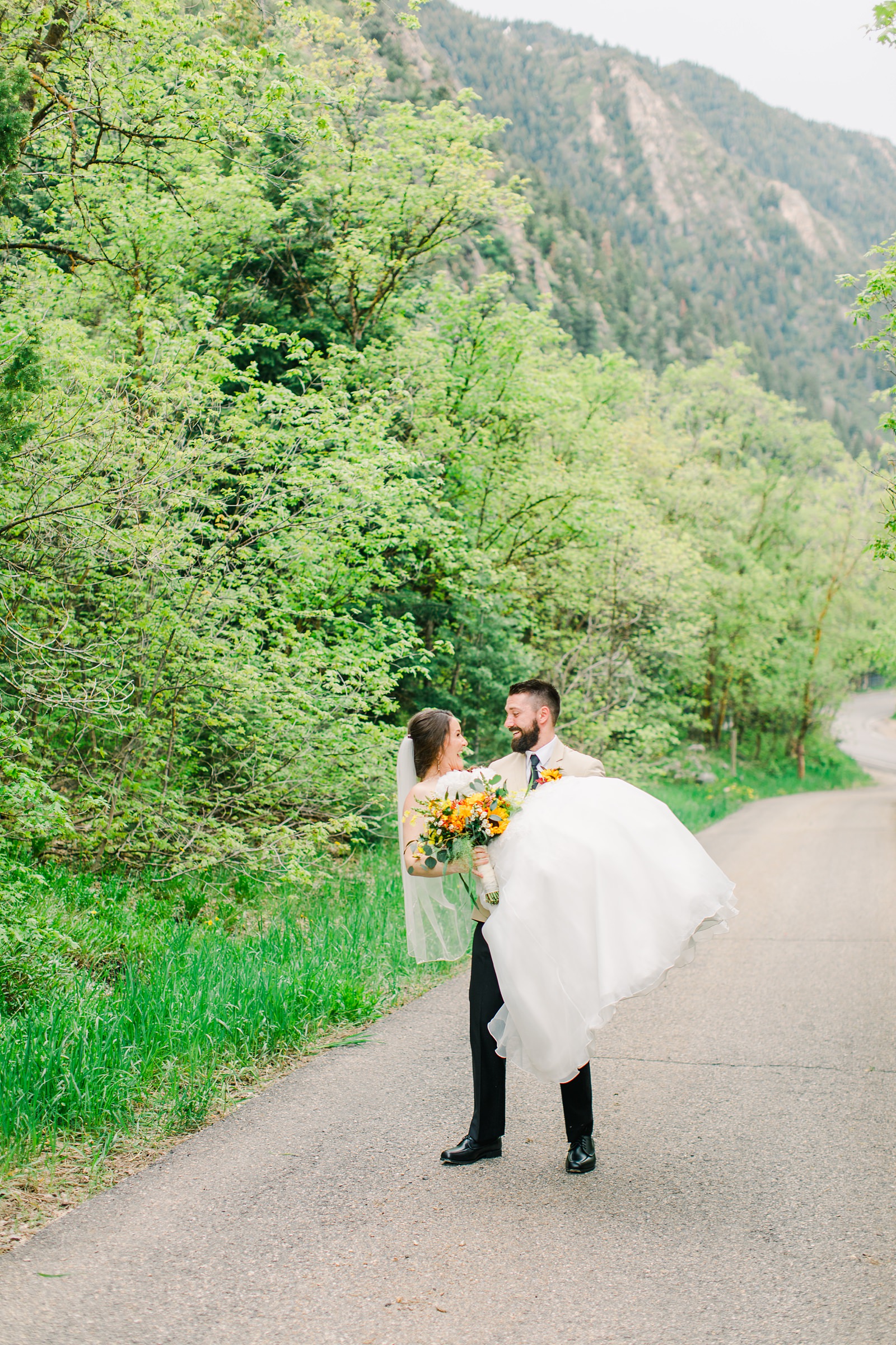 Millcreek Inn Summer Wedding, Utah wedding photography Millcreek Canyon, Salt Lake City, bride and groom