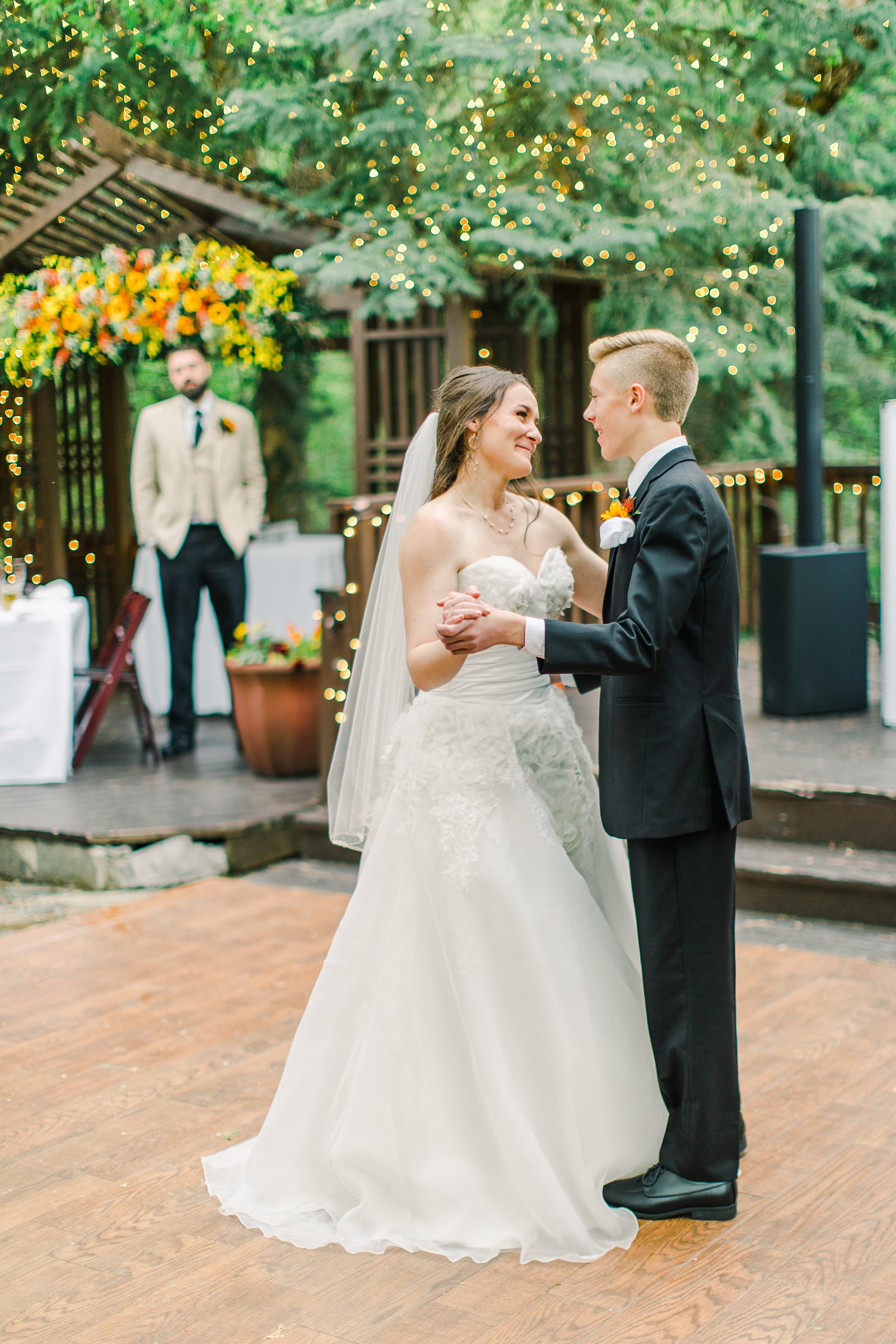 Millcreek Inn Summer Wedding, Utah wedding photography Millcreek Canyon, Salt Lake City, mother son dance