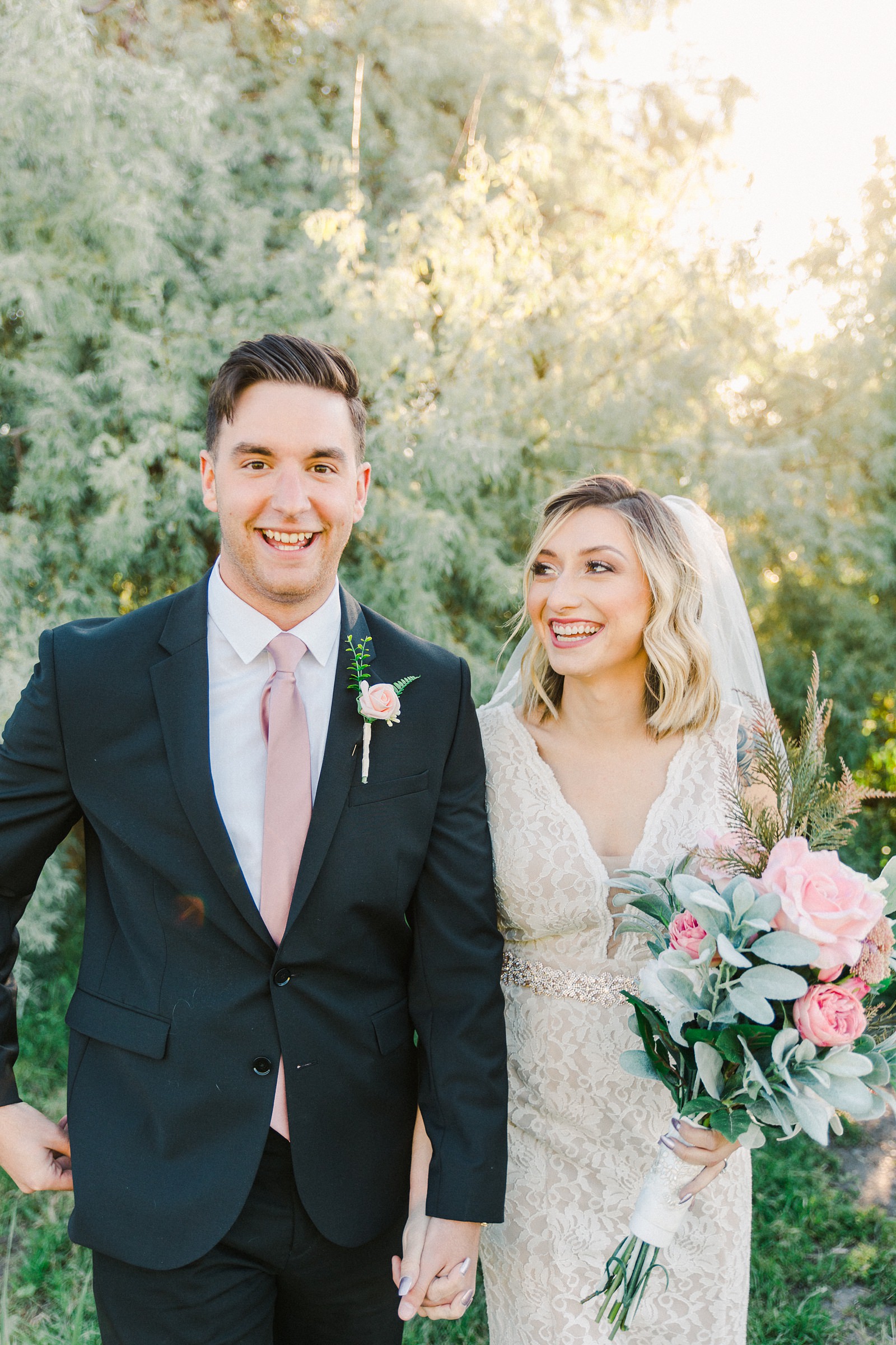 Salt Lake City Utah Bridal Wedding Photography, Tunnel Springs Park, bride and groom, pink and white wedding flowers bouquet