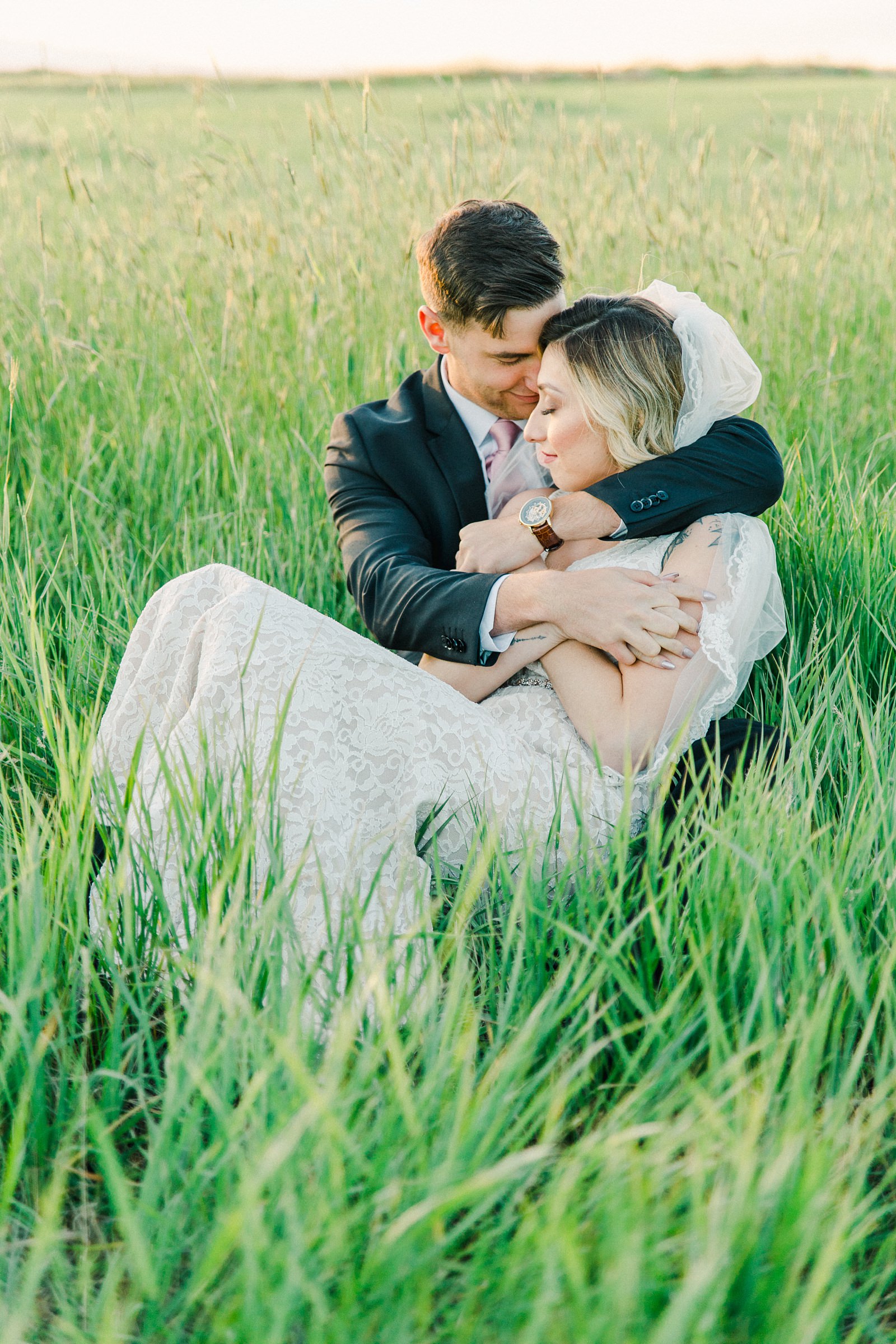 Salt Lake City Utah Bridal Wedding Photography, Tunnel Springs Park, bride and groom in open green field