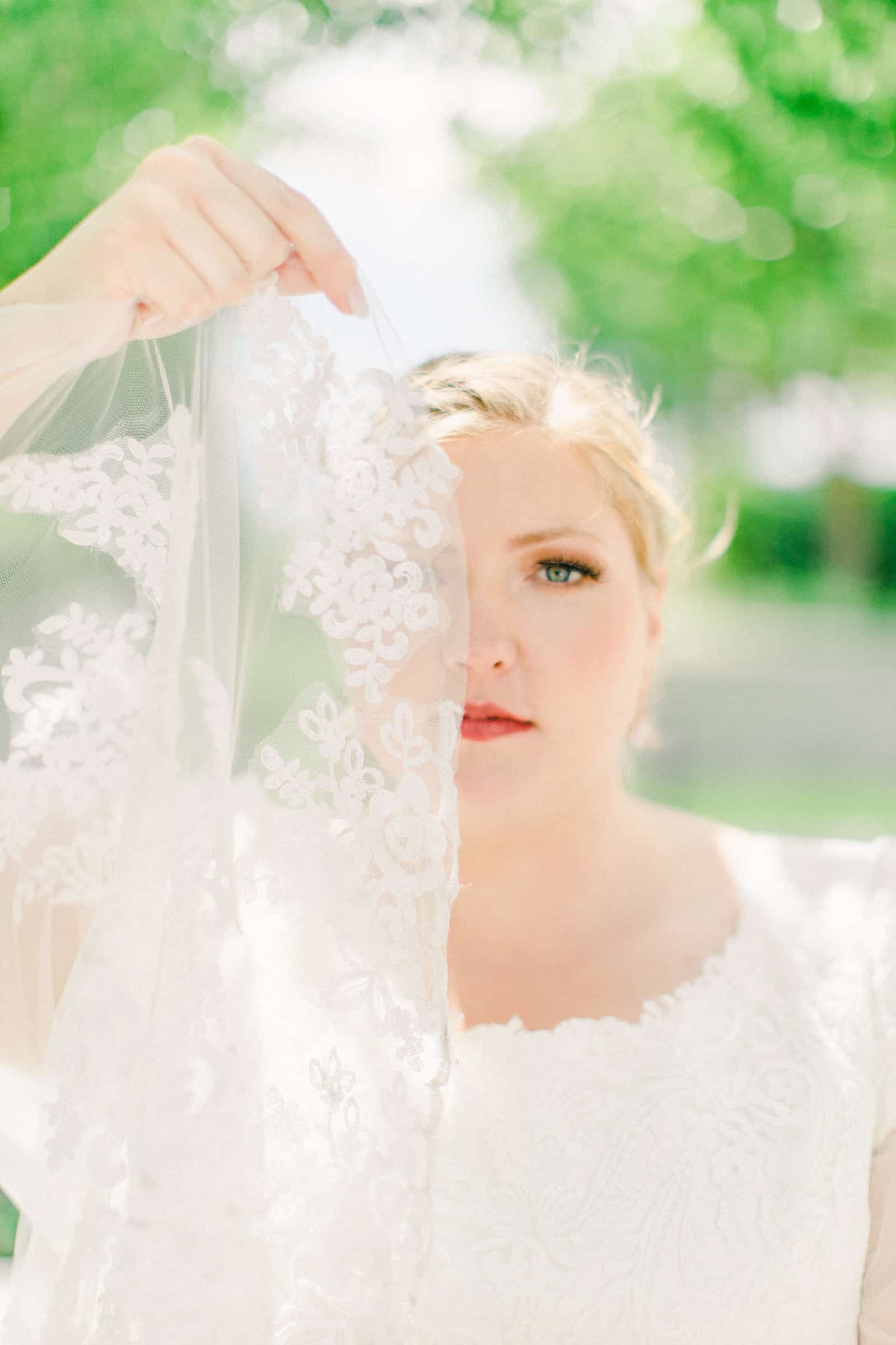 Draper LDS Temple Wedding, Utah wedding photography, summer backyard wedding, modest lace wedding dress with long veil