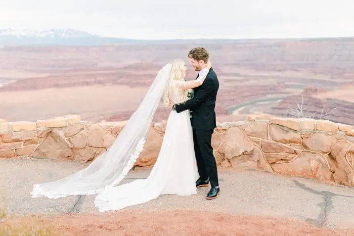 Utah destination wedding
