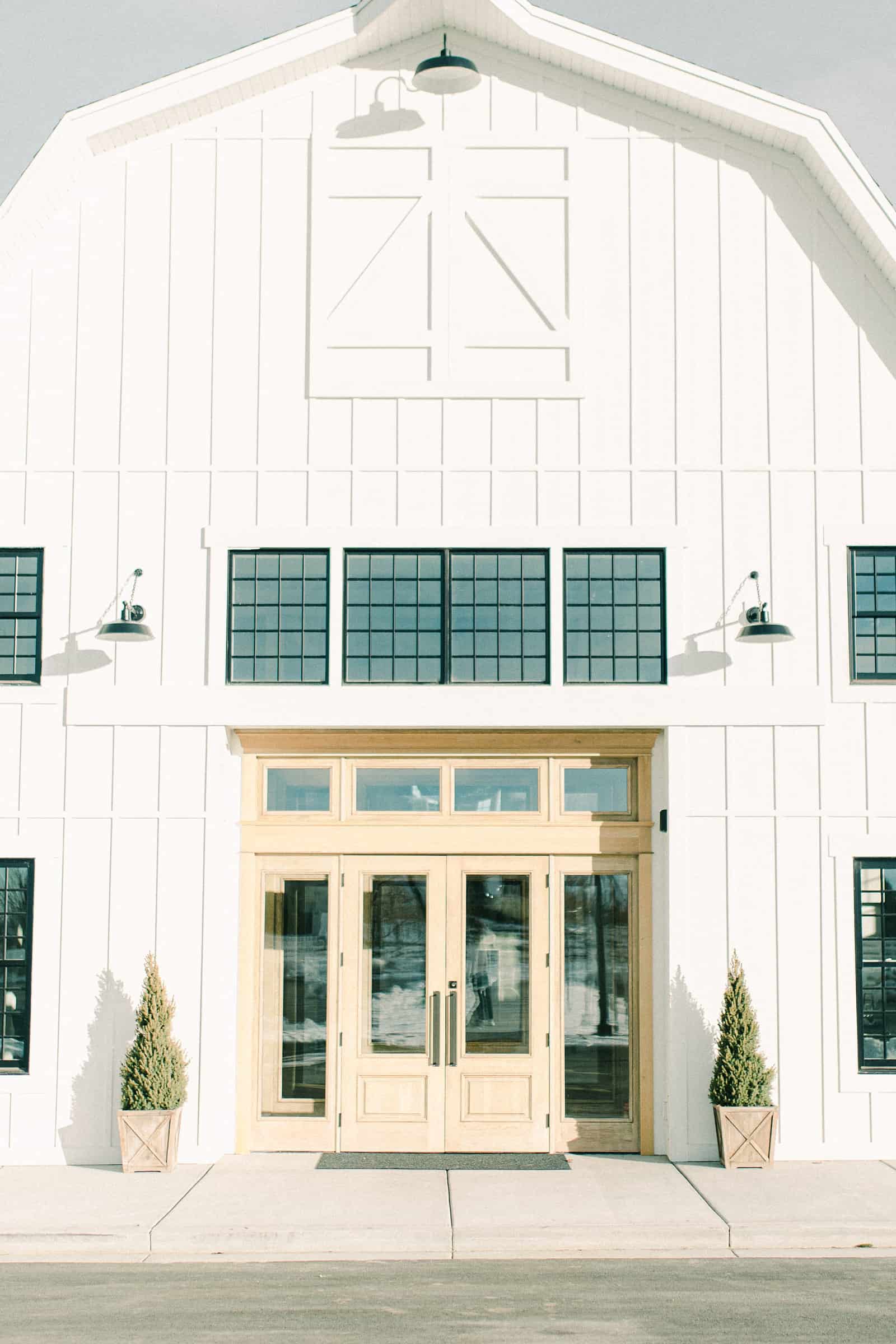 Sophisticated Walker Farms Wedding Inspiration Lindon Sophisticated Walker Farms Wedding Inspiration Lindon