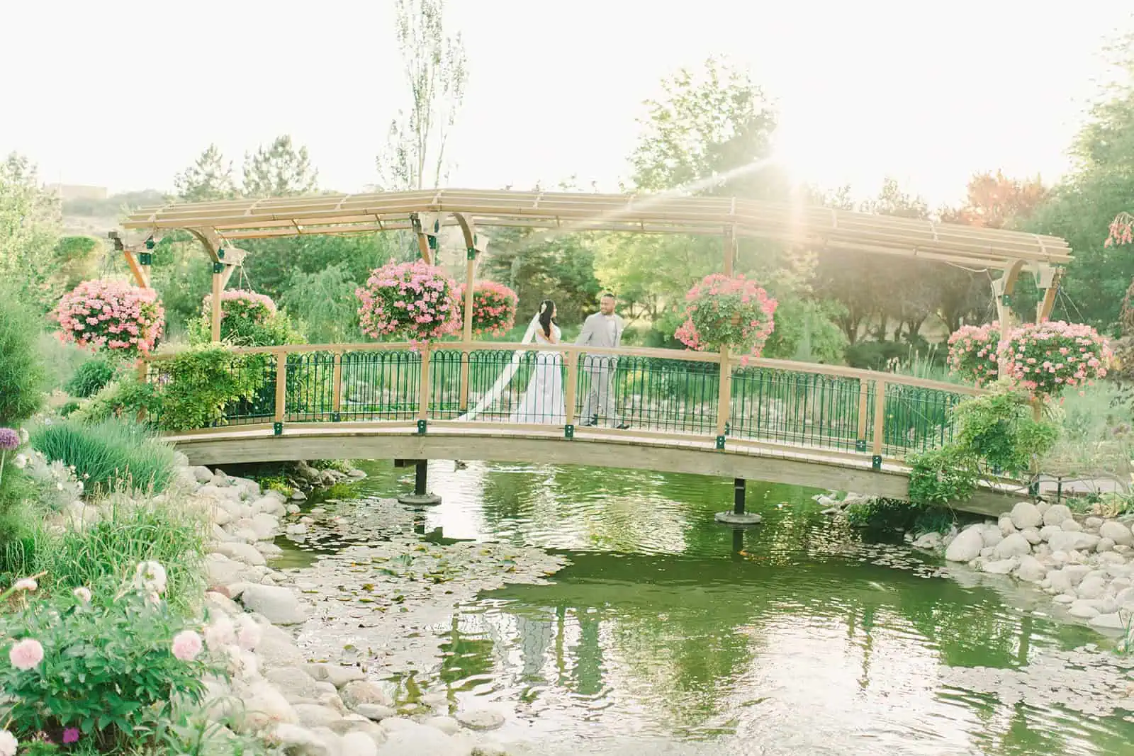 Thanksgiving Point Wedding Photos, Thanksgiving Point Photos, Flower Fields in Utah to Take Pictures, Branson Maxwell Photography