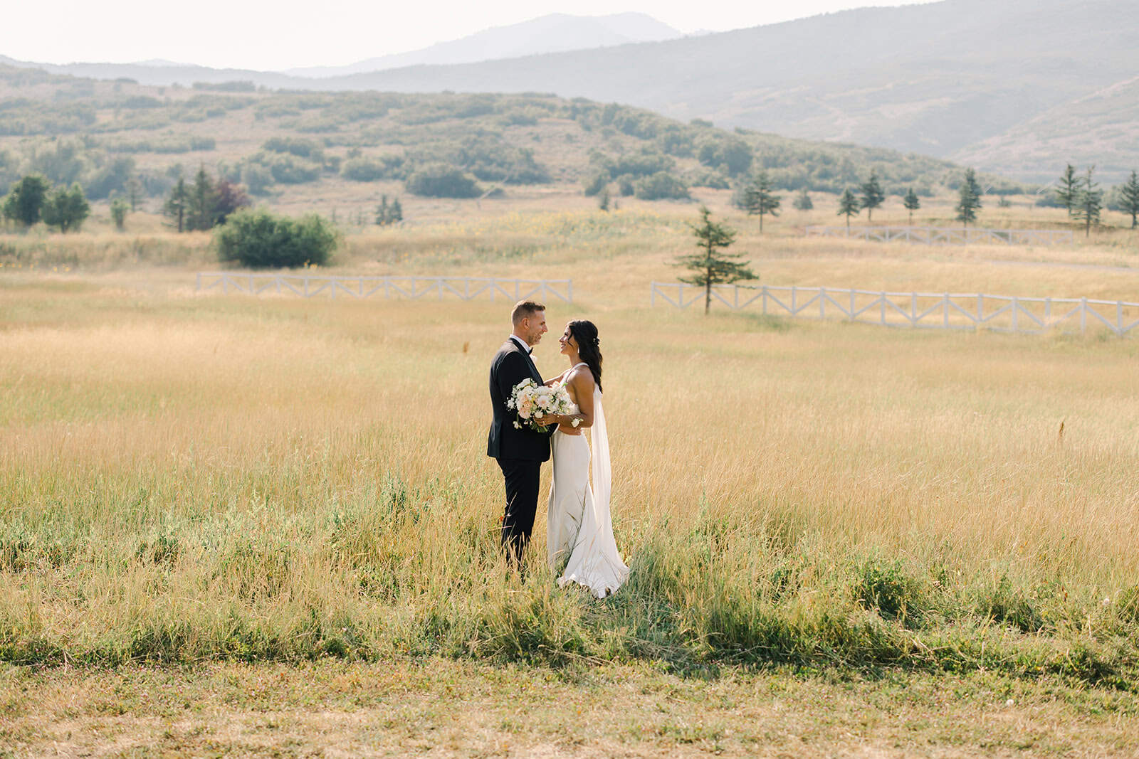 Branson Maxwell wedding photography in a natural outdoor setting.