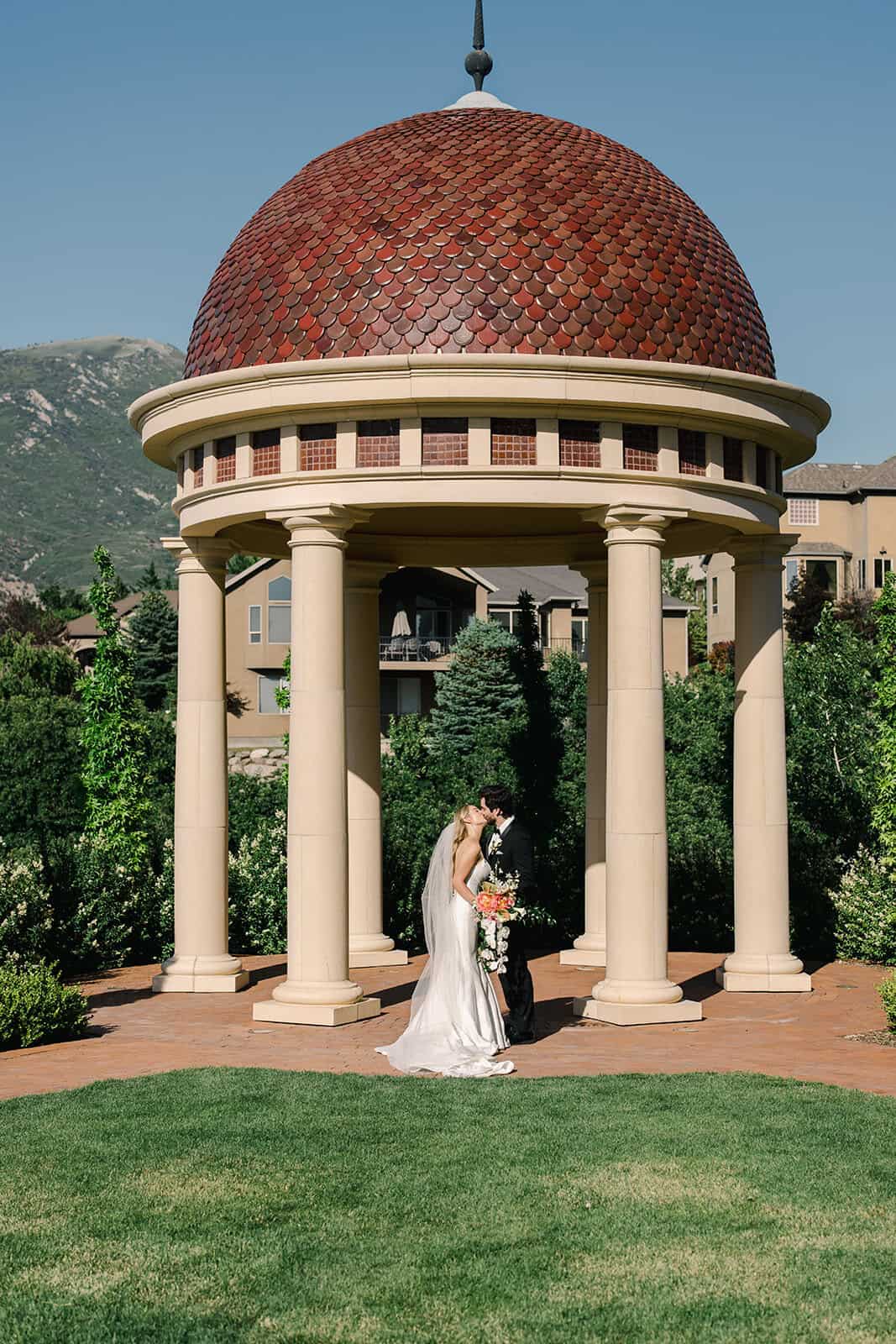 The Rotunda Garden at Siempre Utah