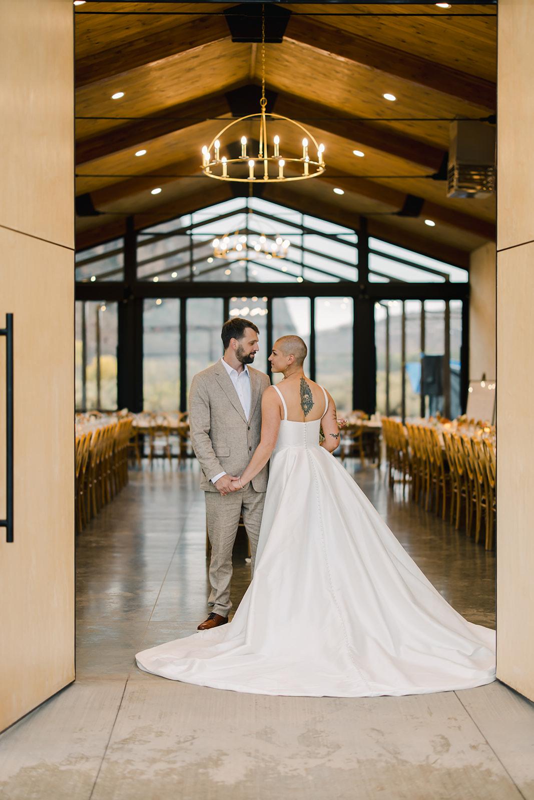 Moab Utah Wedding Photographer for Red Earth Venue